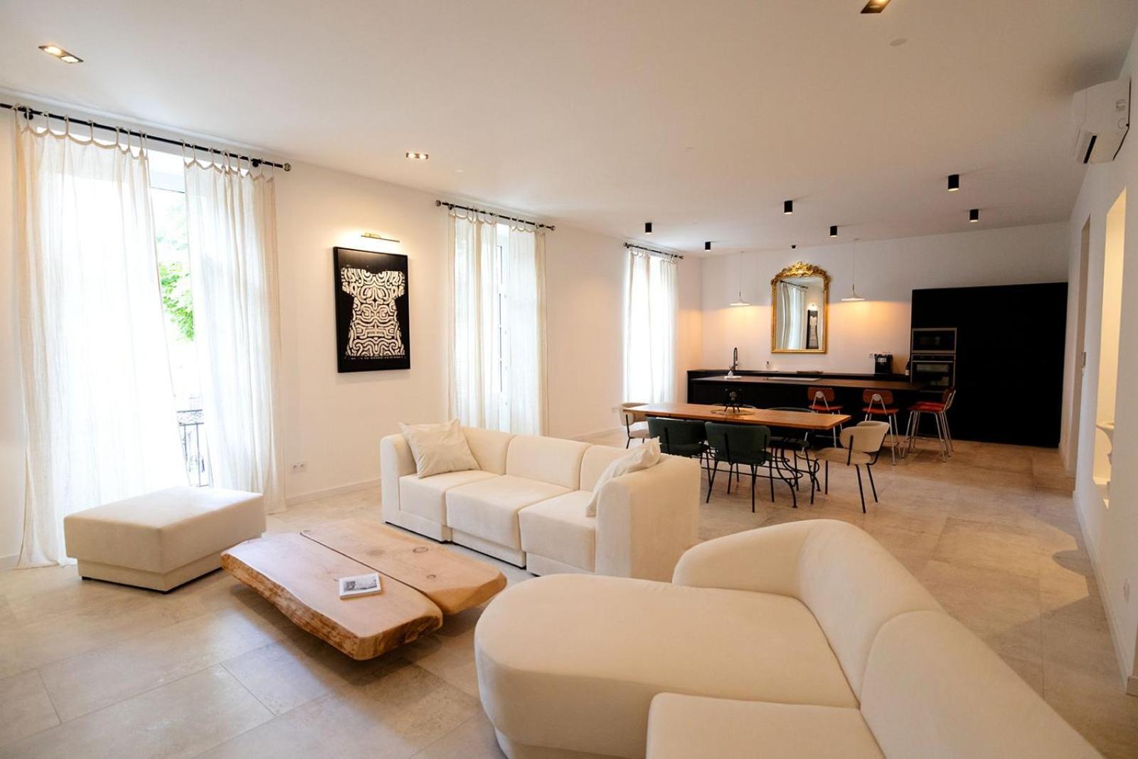 Appartement 120M2 Aubenas Eksteriør bilde